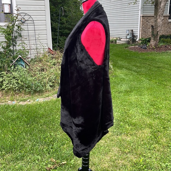 Marcus Adler New York 100% Polyester - Picture 4 of 7